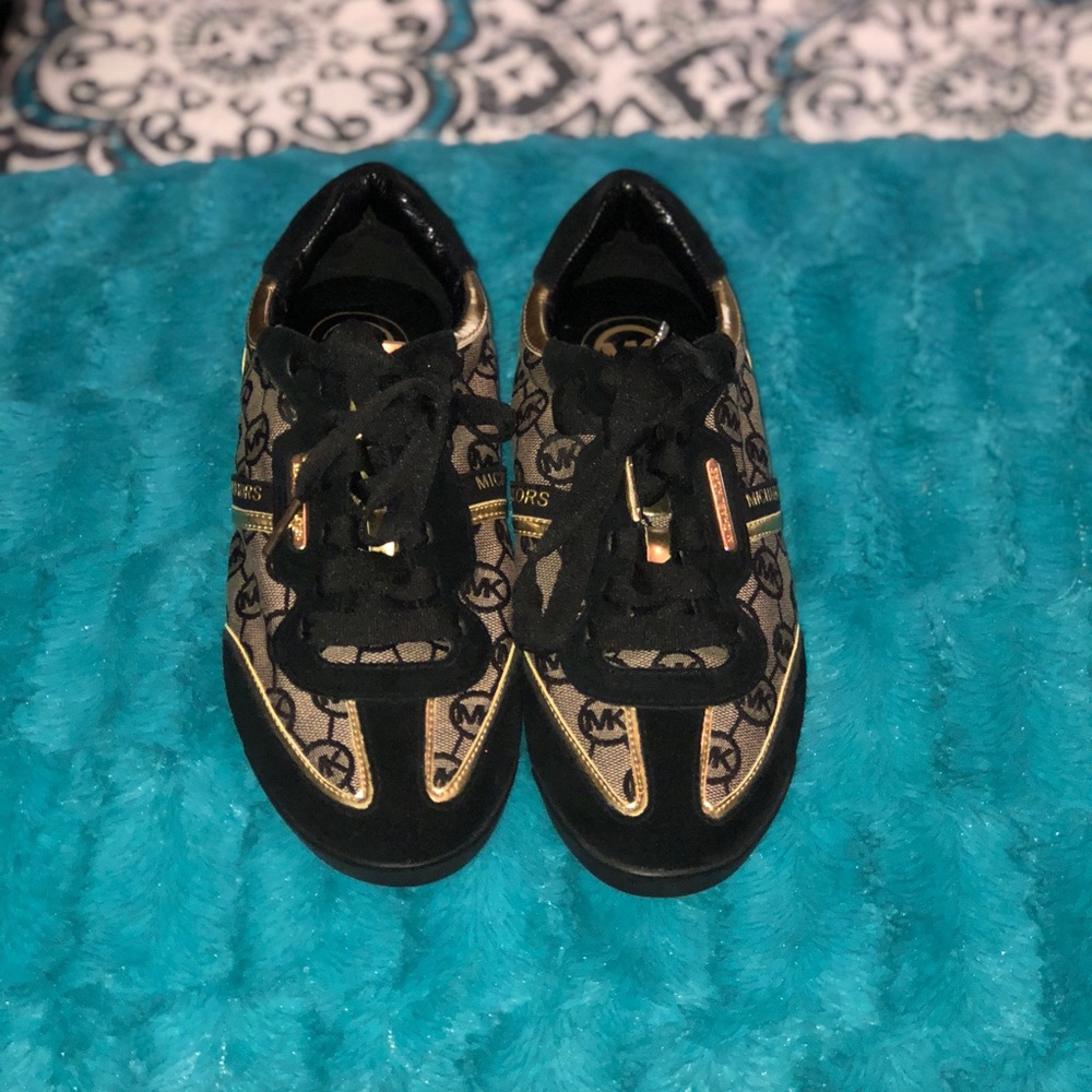 Black Michael Kors sneakers